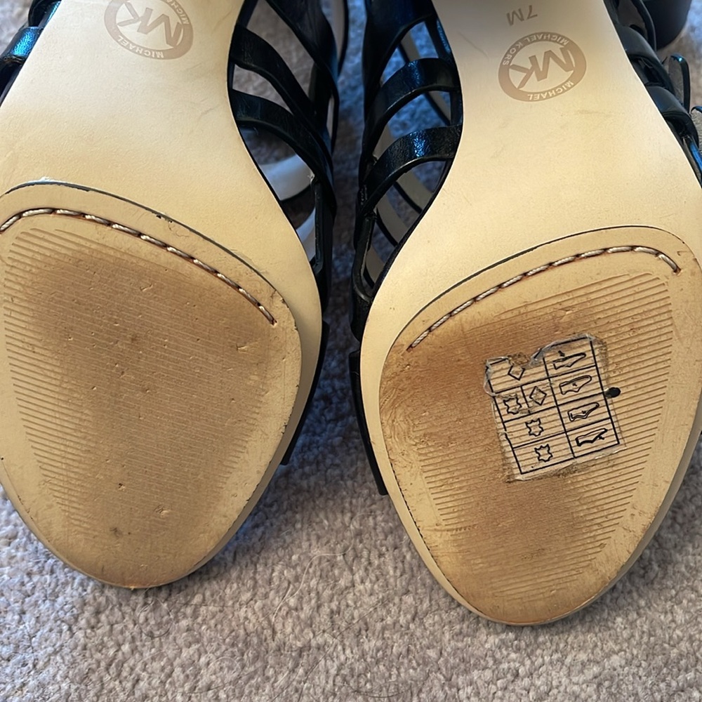 🐿️ Michael Kors Chunky Heels - Picture 7 of 12